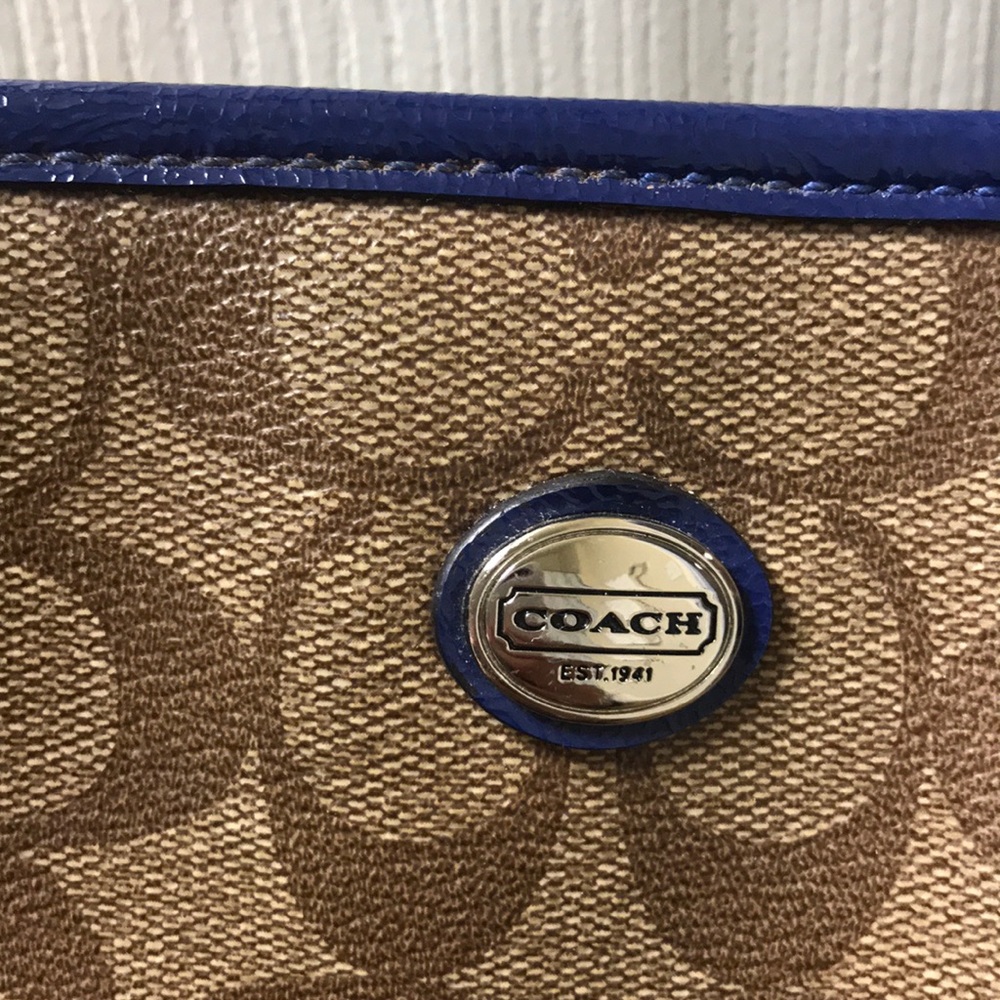 Coach Purse - Picture 5 of 6